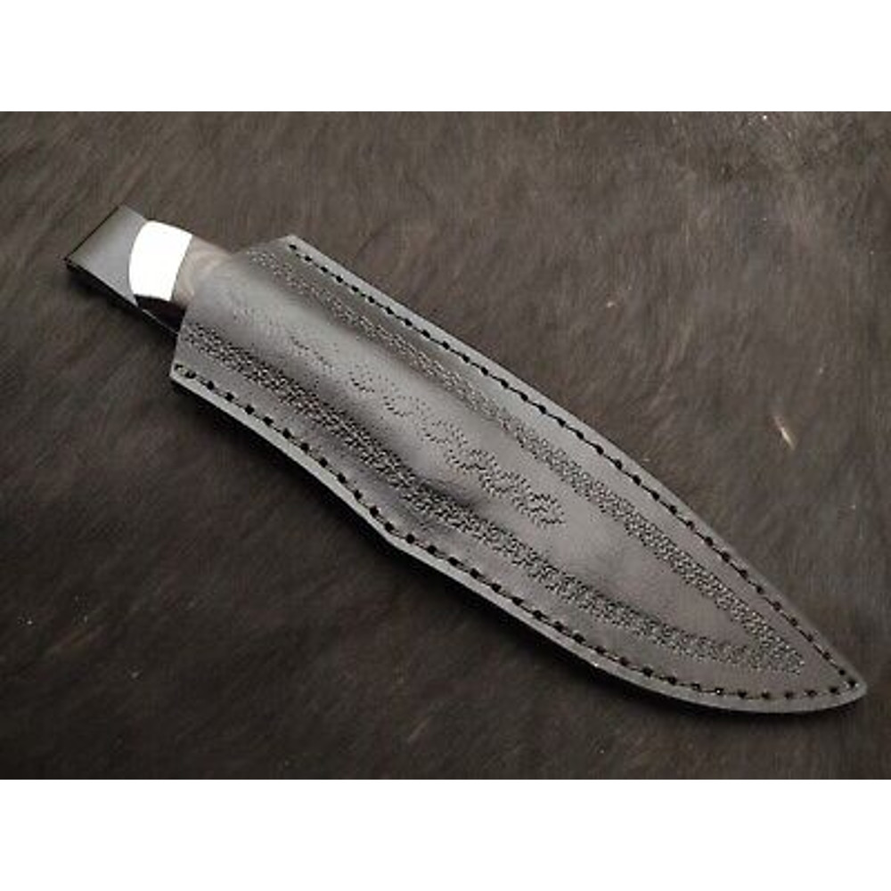 Hunting Knife With Sheath