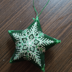 Bright green and silver volumetric Christmas star home decor Holiday home decor Beaded decoration for the Christmas tree