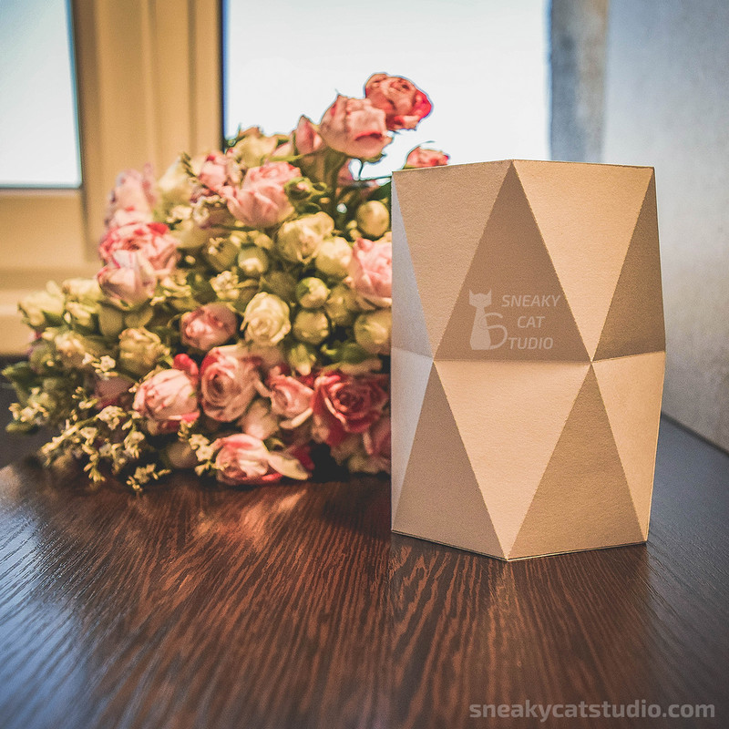 Vase-Planter-flowerpot-DIY-papercraft-paper-craft-low-poly-Pepakura-PDF-3D-Pattern-Template-Download- origami-sculpture-model-decor-flower-5.jpg