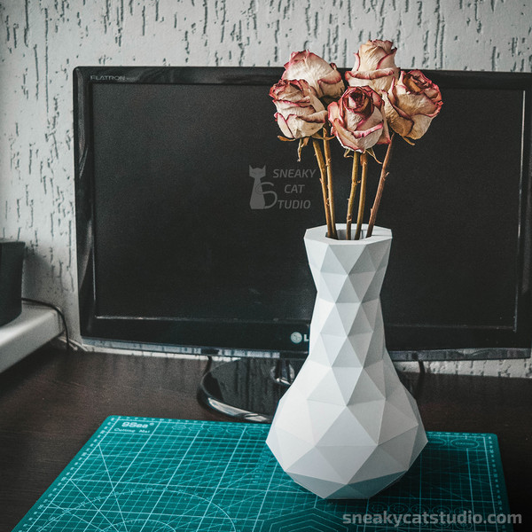 Vase-Planter-flowerpot-DIY-papercraft-paper-craft-low-poly-Pepakura-PDF-3D-Pattern-Template-Download- origami-sculpture-model-decor-flower-4.jpg