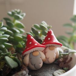 Mushroom gnome miniature figurine / red amanita muscaria / Mini fairy garden / Planter Decoration / Fairy Accessories /