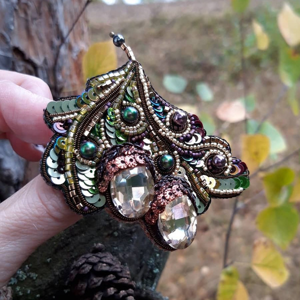 Acorns Brooch, Oak Leaves, Clothes Decoration, Embroidery, Beading, Pin Accessory, Gift for Her, Jewelry, Natural Style