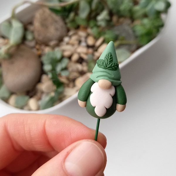 miniature gnome planter stick - Plant Pot Decoration 1.jpg
