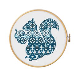 Nordic squirrel - cross stitch pattern