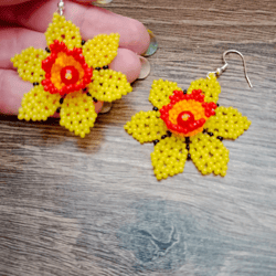 Huichol flower beaded earrings Narcissist earrings Yellow daffodils earrings Mexican earrings American native earrings