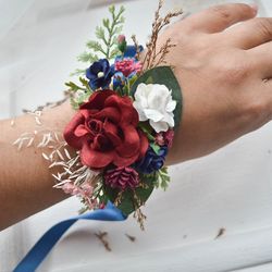 Flower wirst corsage, Bridesmaid bracelet, Wedding corsage, Set of boutonniere and wrist corsage, Wedding bracelet, Prom