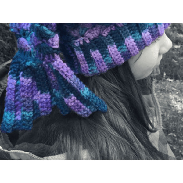 Mermaid-Tail-Crochet-Hat-Pattern-Graphics-31876448-2-580x432.png