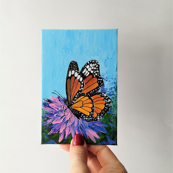 Insect-monarch-butterfly-sitting-on-aster-flower-small-painting-impasto-framed-art.jpg