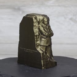martin luther king monument, statue sculpture figurine interior object
