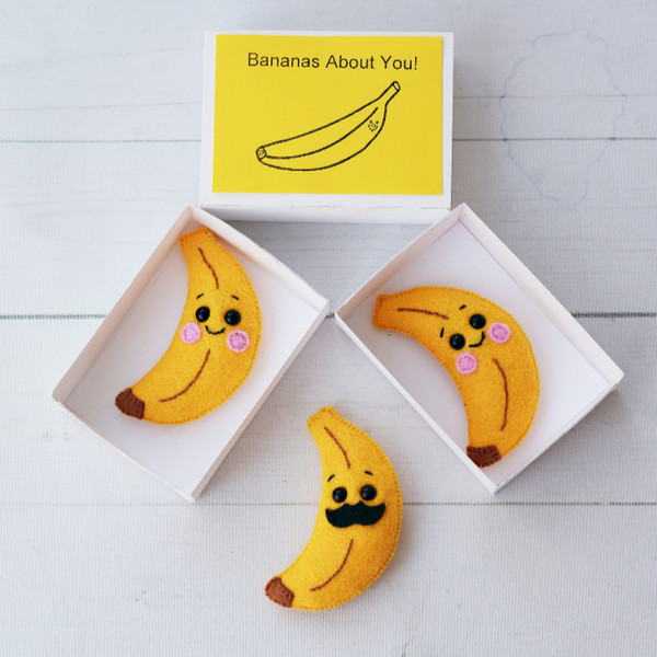 bananas-about-you-pocket-hug-personalized-gift-for-partner-boyfriend-girlfriend-funny-gifts-love-gift-for-couple (14).jpeg
