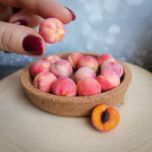 miniature peach.jpg