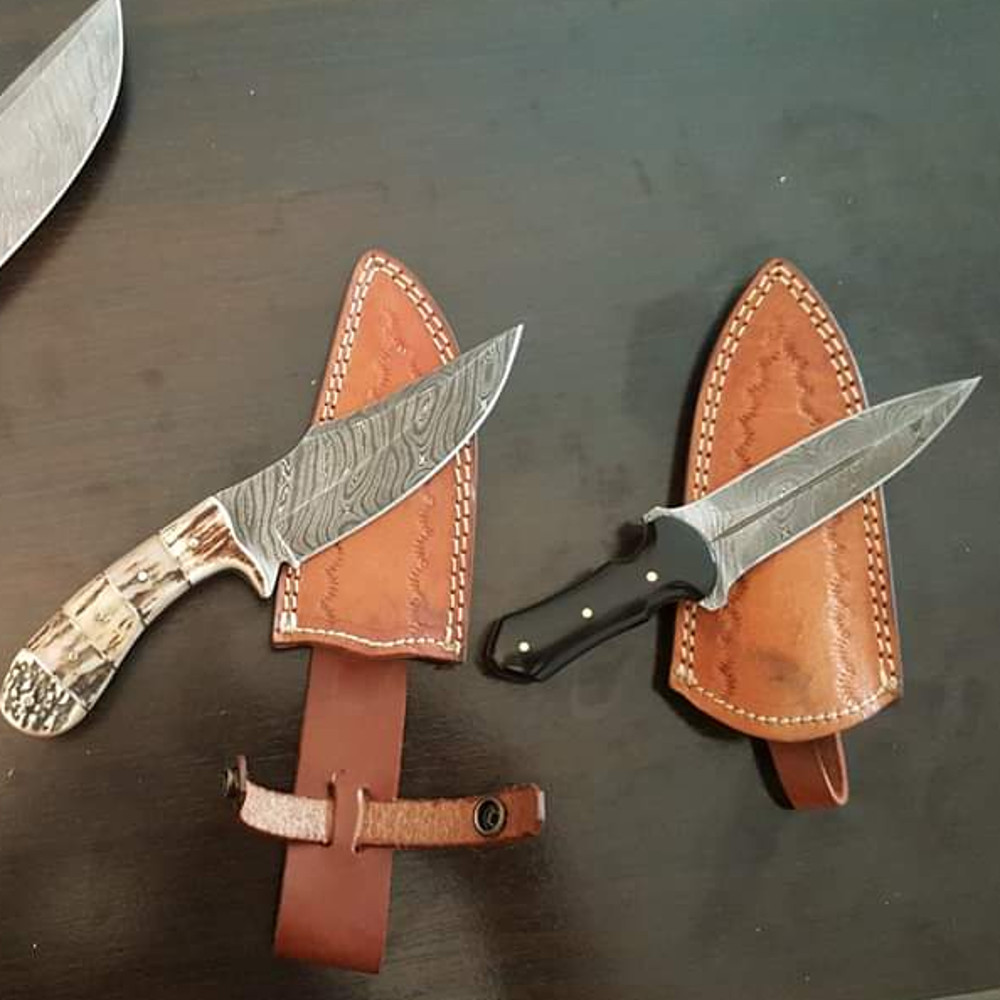 Lot of 3 Damascus Steel Blades With Wood, Stag Horn and Bull Horn Handle3.png