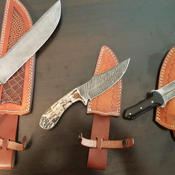 Lot of 3 Damascus Steel Blades With Wood, Stag Horn and Bull Horn Handle.png