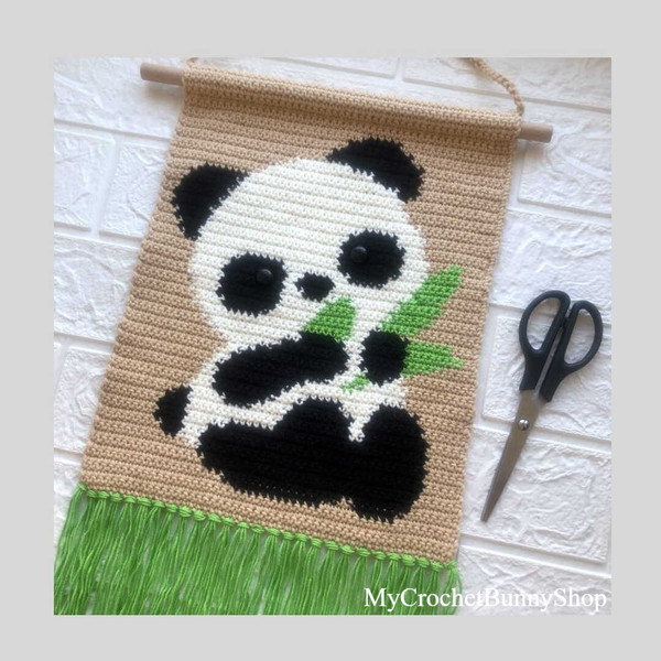 crochet-panda-wall-hanging-decor-4.png