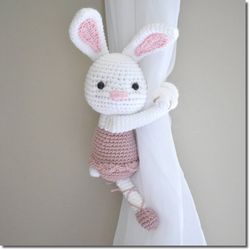 Bonita - Bunny ballerina curtain tieback crochet PATTERN PDF, right or left - English and Spanish