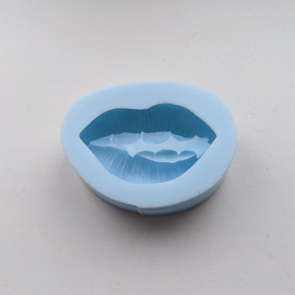Lips silicone mold