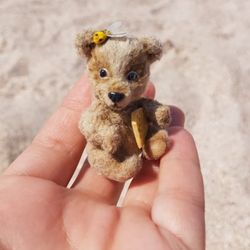 Miniature Bear Honey