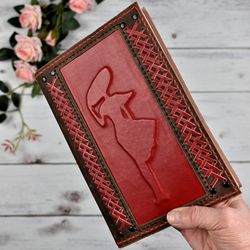Leather gratitude journal for gift to women, A5 leather notebook for her, Goodnotes undated planner