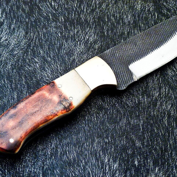 Custom handmade bowie knives near me maryland.jpg