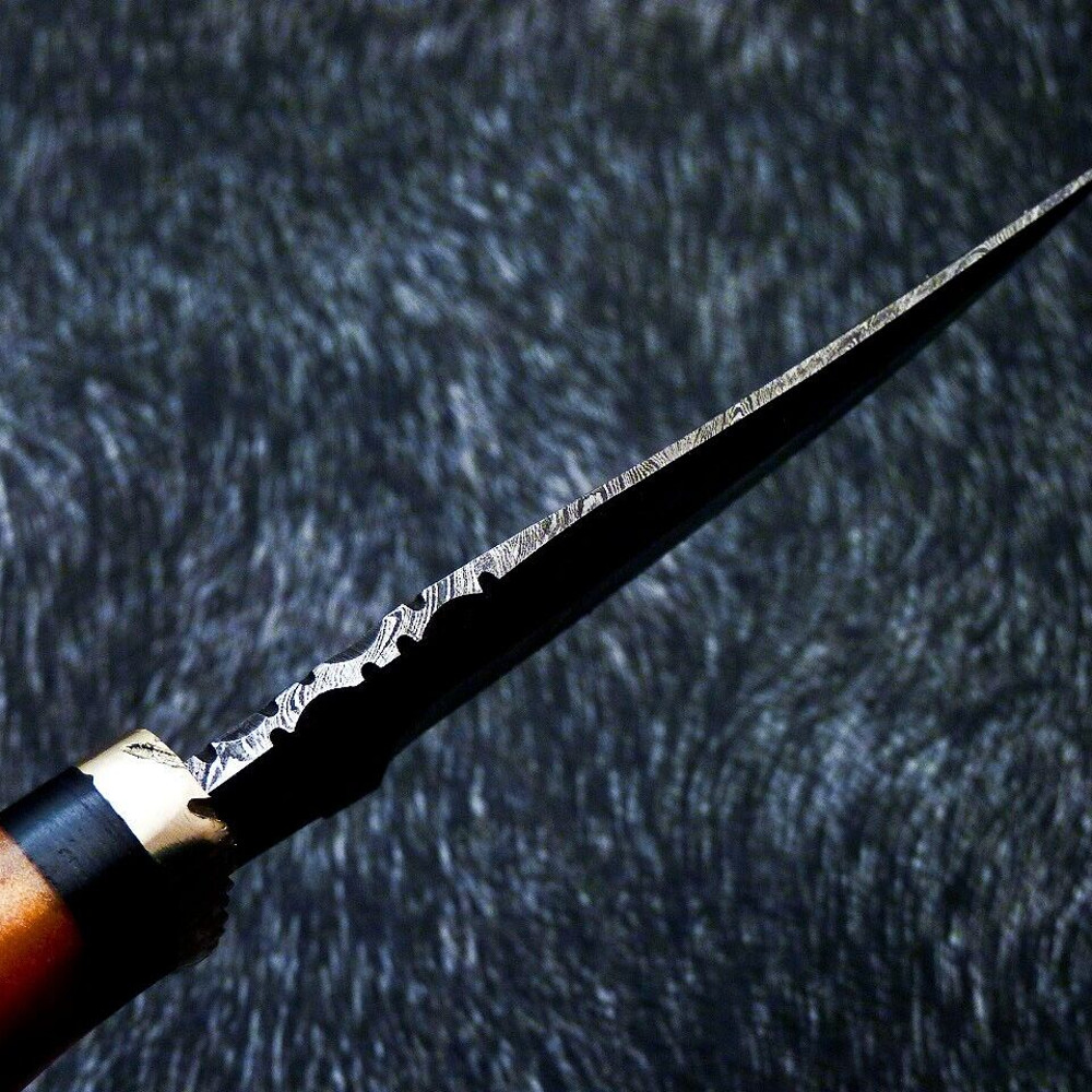 Custome handmade bowie knives near me in hawaii.jpg