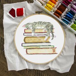 Tabby Cat Cross Stitch Pattern, Kitten Cross Stitch, Cat Lover Gift, Cat Embroidery, Funny Cat Cross Stitch