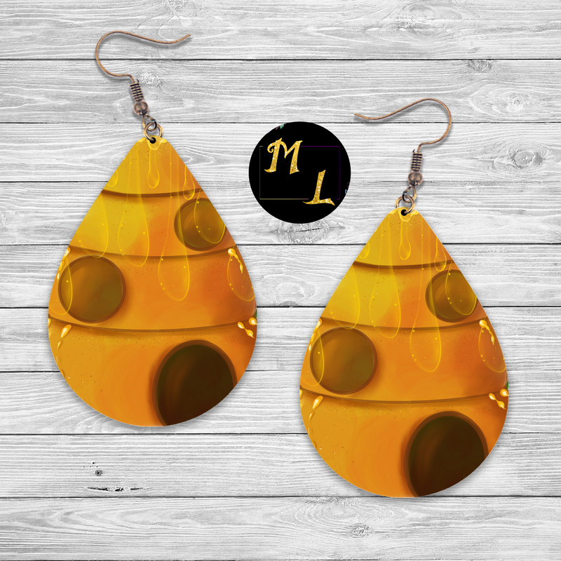 Earrings PSD Mockup Wood Backgrocgnfundrt.jpg