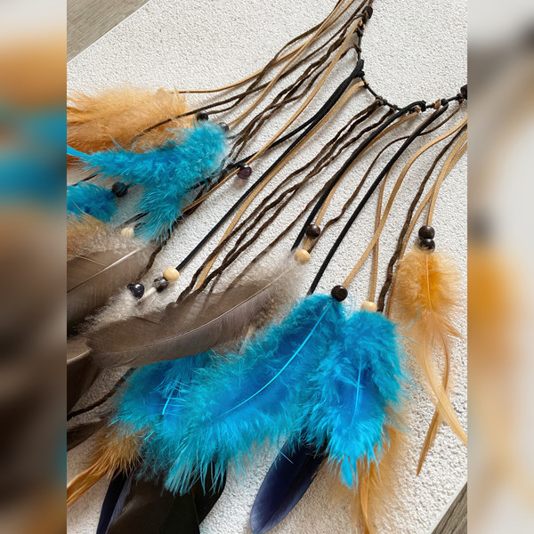 Headband with natural feathers, Details