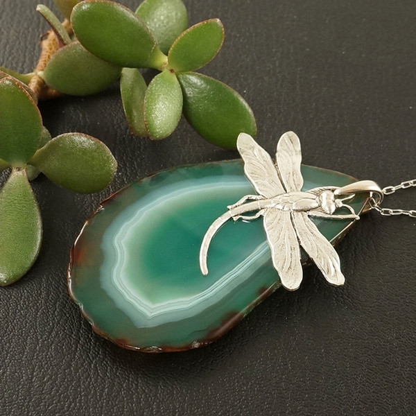 green-agate-slice-slab-stone-pendant-necklace