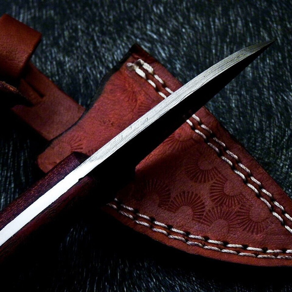 Custom handmade bowie knives near me in hawaii.jpg