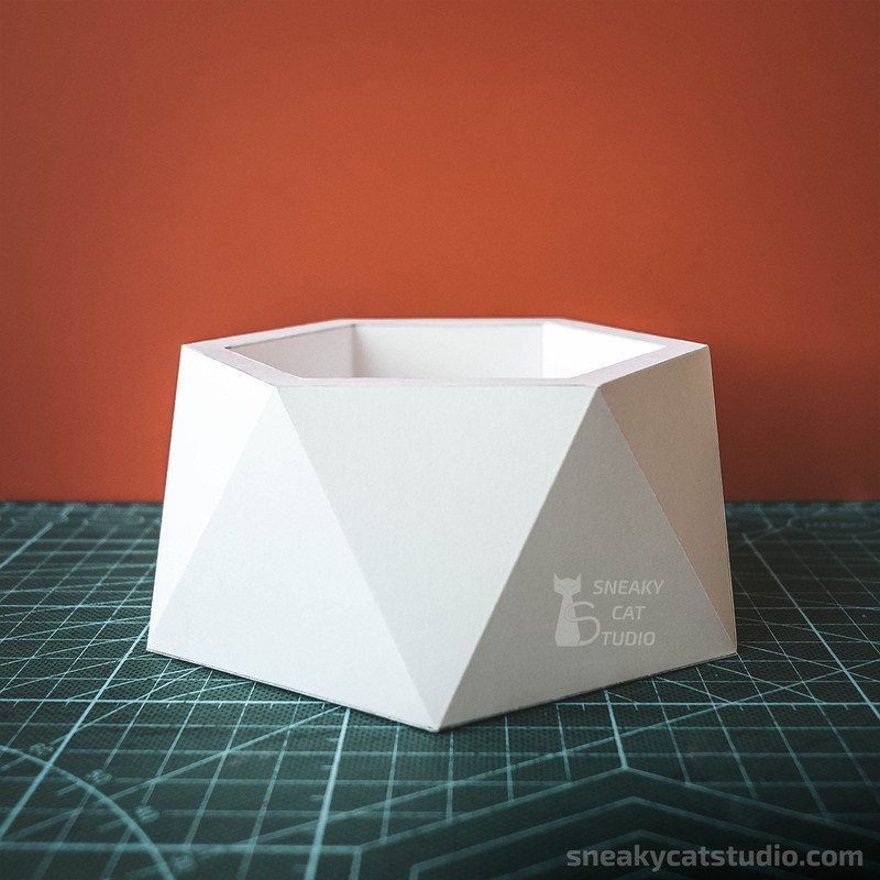 Vase-Planter-flowerpot-DIY-papercraft-paper-craft-low-poly-Pepakura-PDF-3D-Pattern-Template-Download- origami-sculpture-model-decor-flower-4.jpg