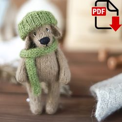 Cute knitted puppy in a hat and scarf. Knitting pattern in English and Russian. Amigurumi toy.