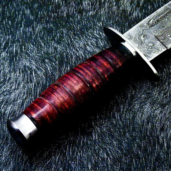 Custom handmade bowie knives near me in lowa.jpg