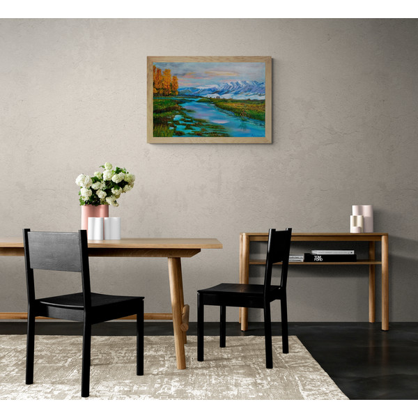Dining_area_with_wooden_furniture.jpg