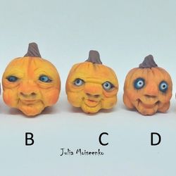 miniature halloween pumpkins | miniature pumpkin | dollhouse miniatures