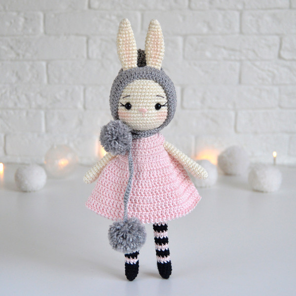 bunny2-pink-dress-6-ph-sq.jpg