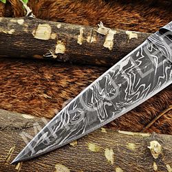 Custom Handmade Damascus Steel Skinner Knife With Bone And Horn Handle.