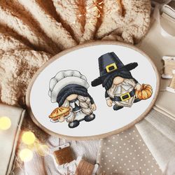gnomes pilgrims cross stitch pattern, gnome family cross stitch, thanksgiving day cross stitch, family gnomes xstitch