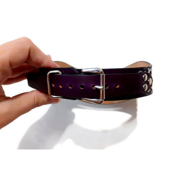 purple-leather-submissive-collar.png