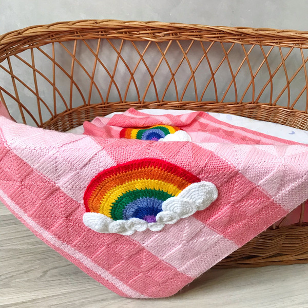 rainbow-crib-blanket-girl
