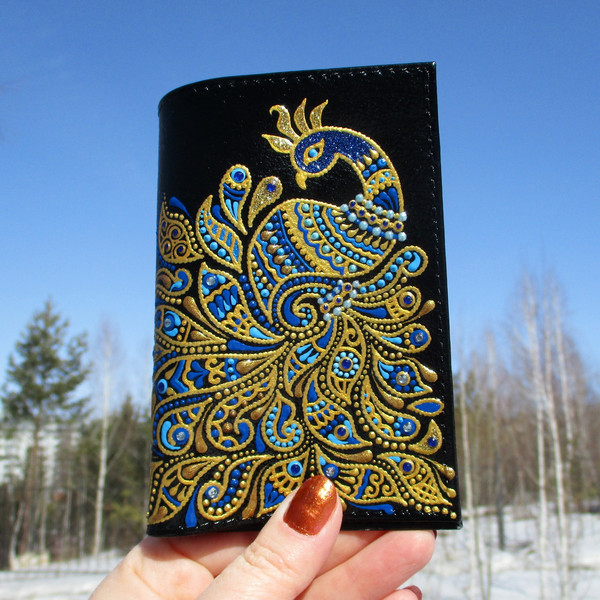 leather-passport-holder-peacock.JPG