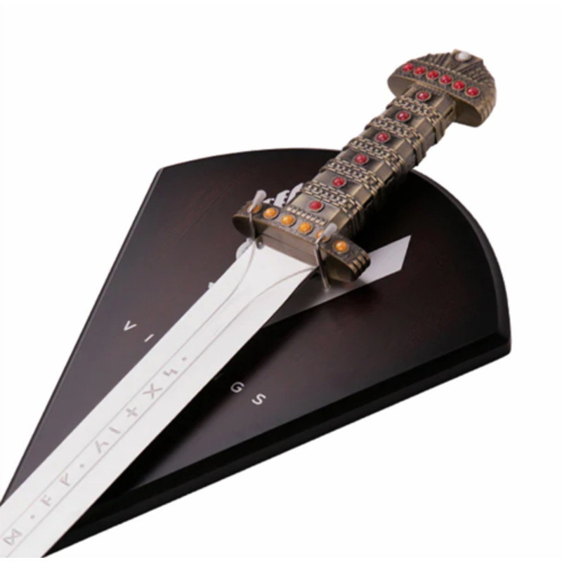 The Legendary Viking Sword of Kings Ragnar and Bjorns Functional Weapon with Wall Plaque 4png