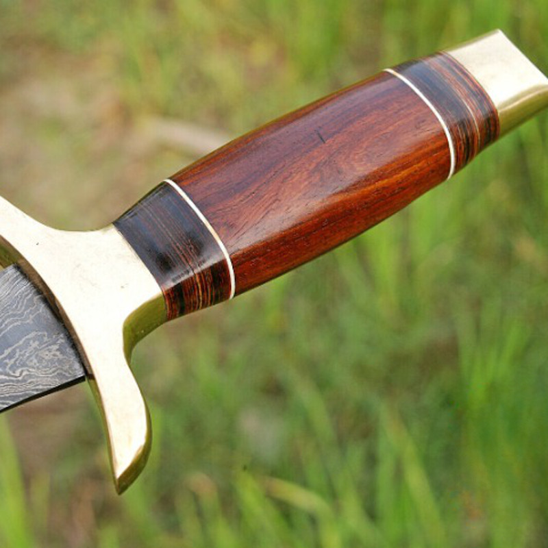 custom handmade forged damascus steel dagger double edge blade sword near me in alaska.jpg