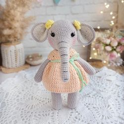 Elephant Nyusha crochet pattern
