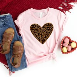 Valentines Day Shirt,Leopard heart Shirt,Valentines Day Shirts For Women, Heart Shirt, Cute Valentine Shirt, Cute valent