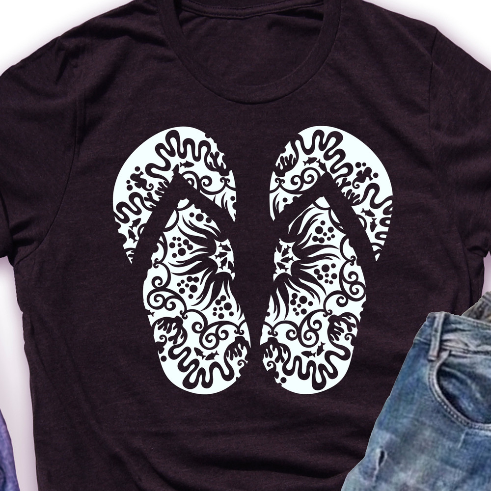 Zentangle Flip flops Ocean decoration.jpg