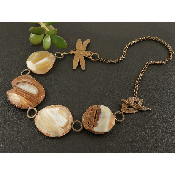 beige-brown-agate-slab-stone-necklace-large-boho-statement-gemstone-necklace
