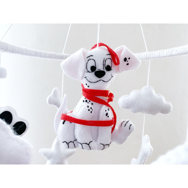 101-dalmatians-baby-crib-nursery-mobile-puppy-dog-lover-gifts-2.jpg