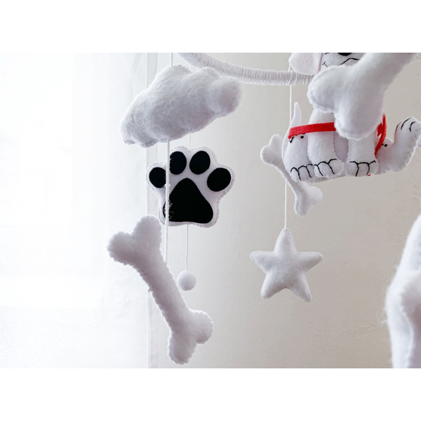 101-dalmatians-baby-crib-nursery-mobile-puppy-dog-lover-gifts-4.jpg