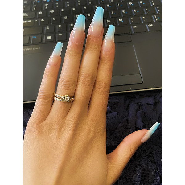 blue-ombre-press-on-nails-tips.jpg