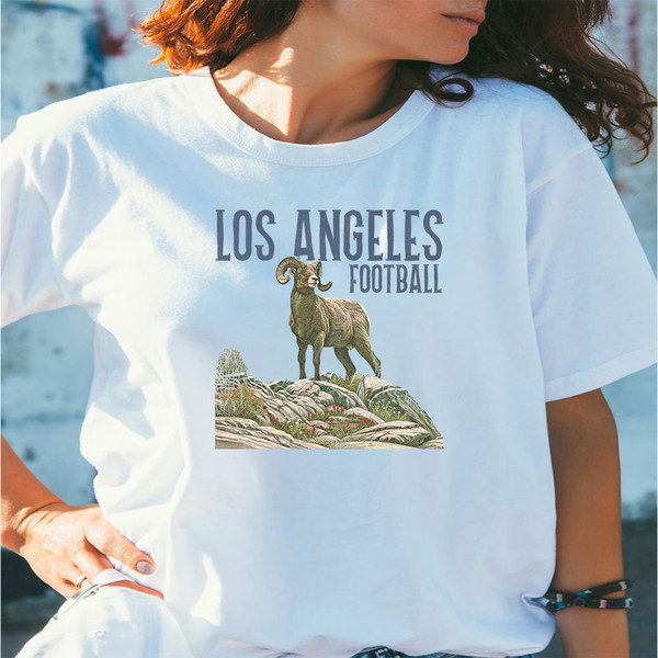 shirt-white-Retro-Style-Los-Angeles-Football-Truck-Stop-Souvenir---Los-Angeles-Rams.jpeg